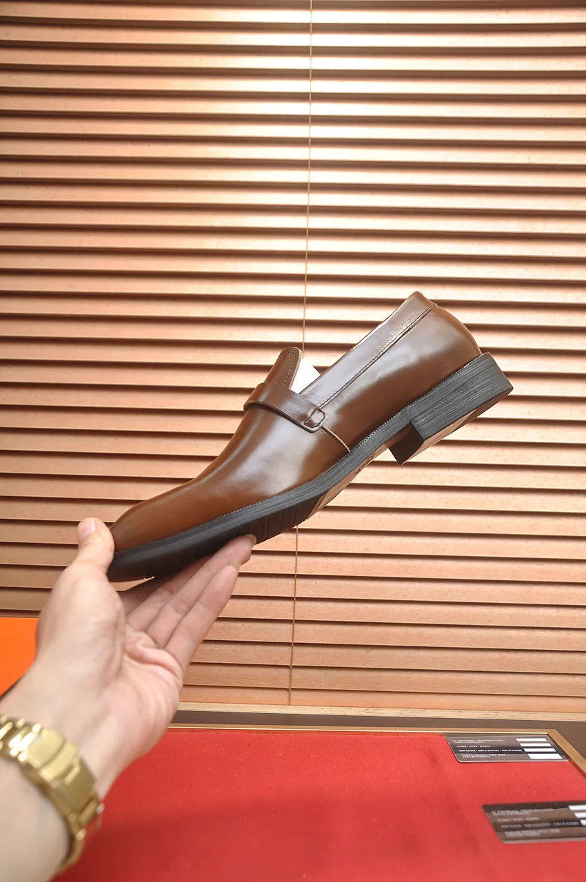 Men's shoes💰540💶[HERMES] (cowhide lining)🍀Italian top luxury🍀He does not pursue novel styles and gorgeous colors, but attracts the favor of successful men with his flawless, elegant and classic style. Formal leather shoes This very comfortable, simple and stable style allows you to easily match any style! The pattern is absolutely 1:1 refined from the original case, and we strive for excellence in materials, imported cowhide + cowhide lining💪💪💪extraordinary texture👍! .Code number: 39-45 (45 customized)